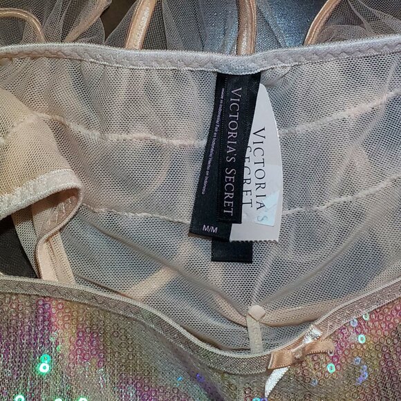 Victoria's Secret Cheeky Panties. New with Tags Size Medium. - Picture 5 of 5